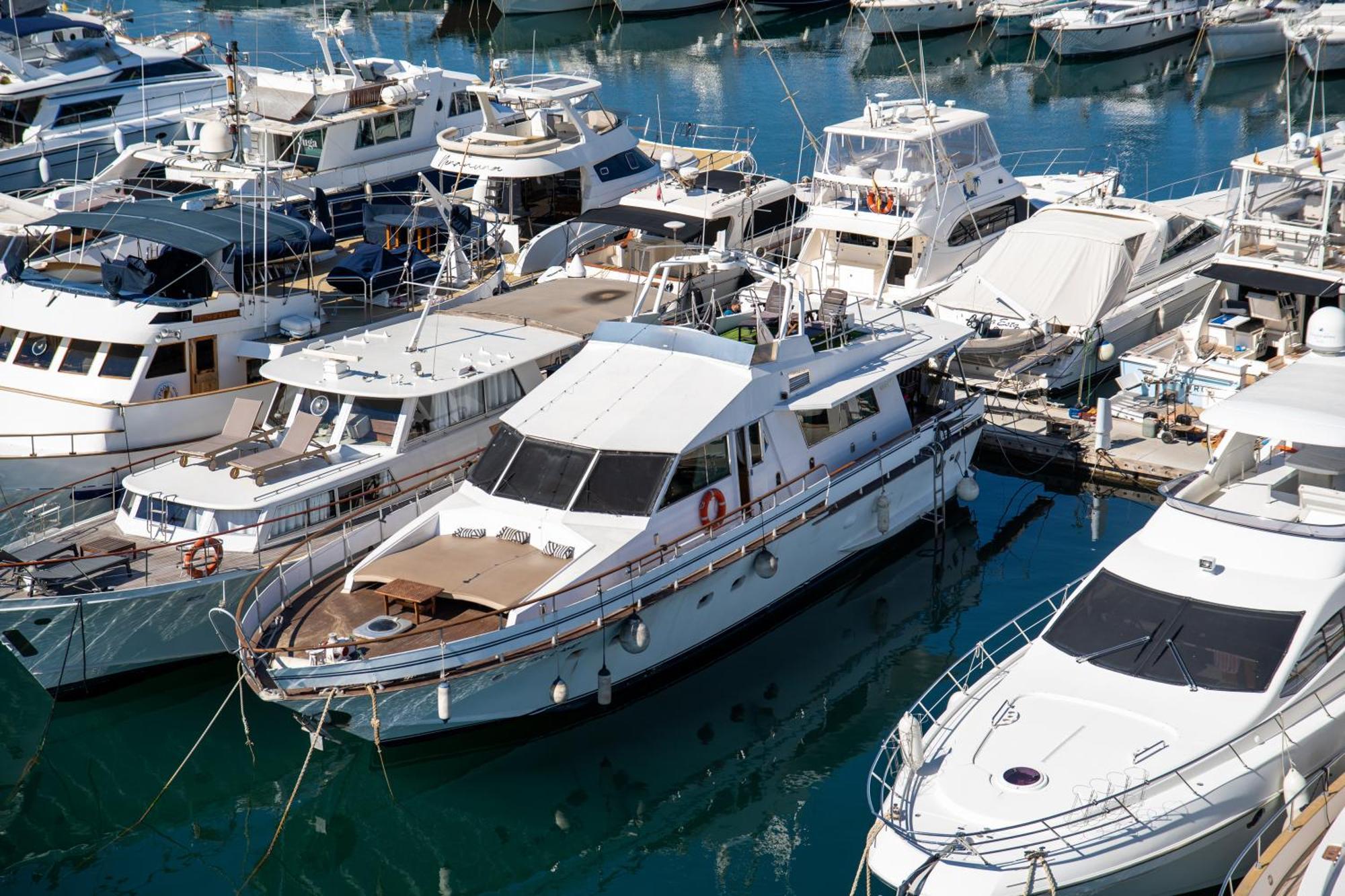 Boat Aloha Hotel Sant Adria de Besos Buitenkant foto