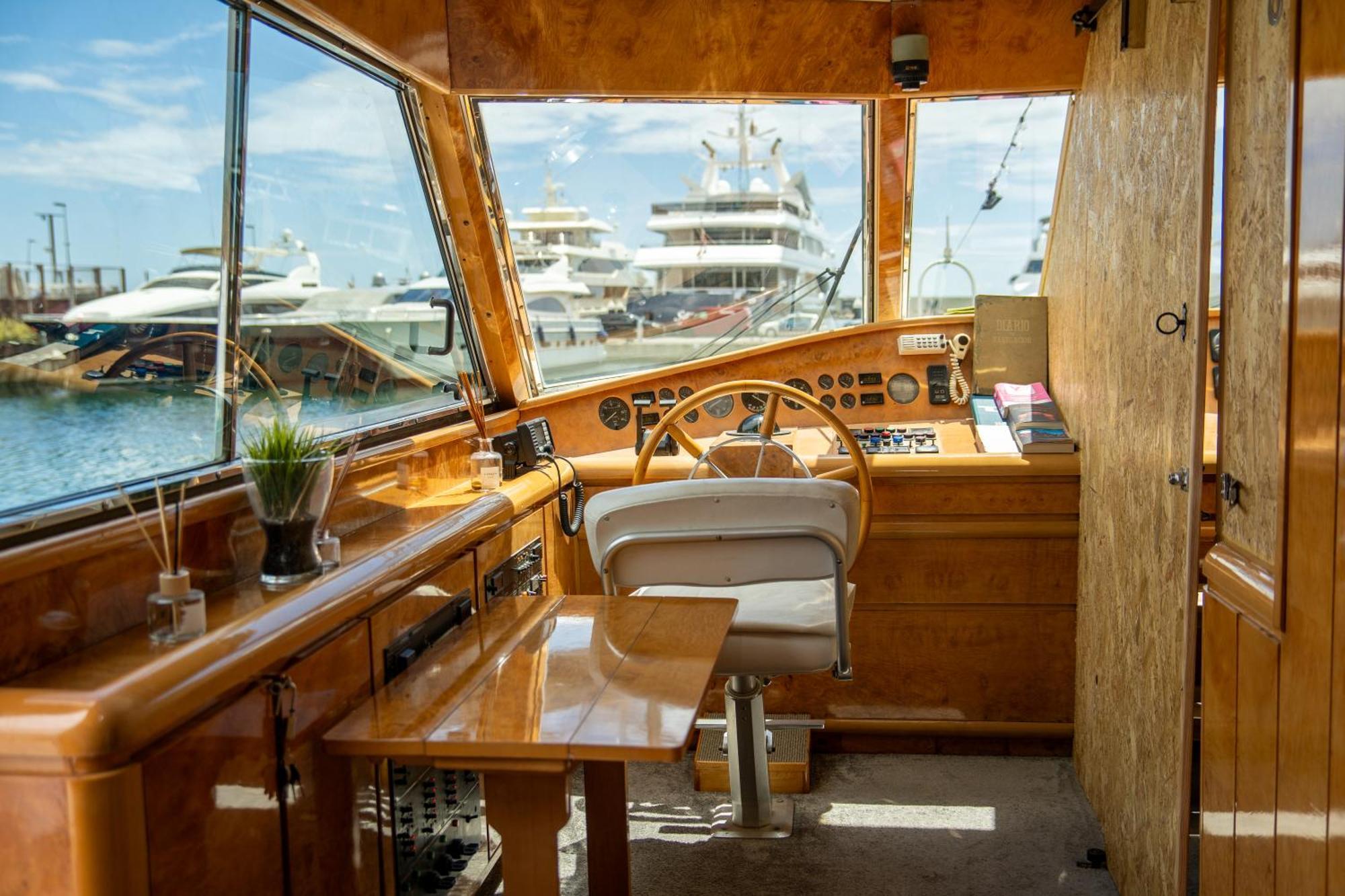 Boat Aloha Hotel Sant Adria de Besos Buitenkant foto